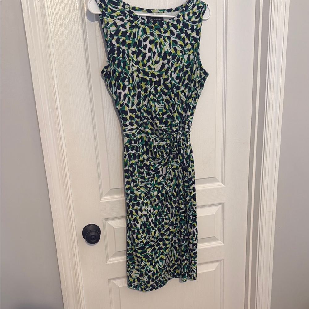 Jones New York Green and White Sheath Midi Dress